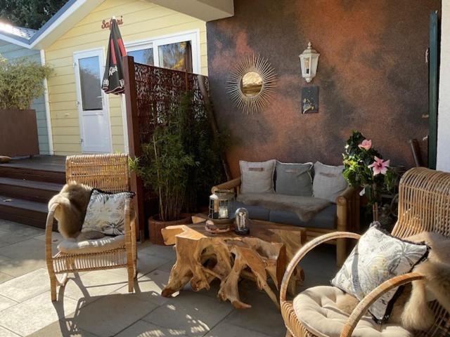 Zu Jeddelohs Bungalows & Apartments -Adult Friendly Gladenbach Exteriör bild