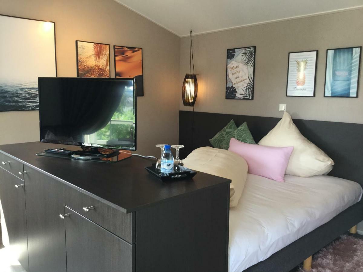 Zu Jeddelohs Bungalows & Apartments -Adult Friendly Gladenbach Exteriör bild